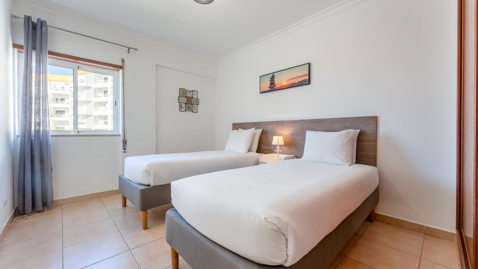 Sunny Retreat With Pool And Balcony By Lovelystay Albufeira Exterior foto